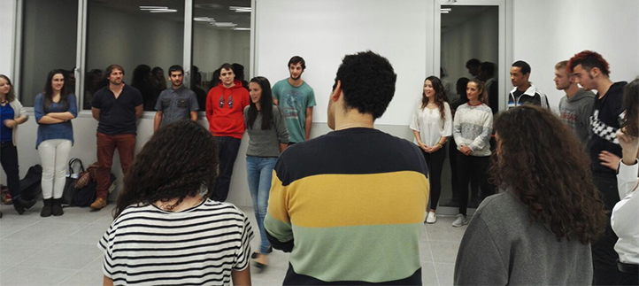 Arranca el taller de teatro con más de cincuenta estudiantes implicados en el proyecto
