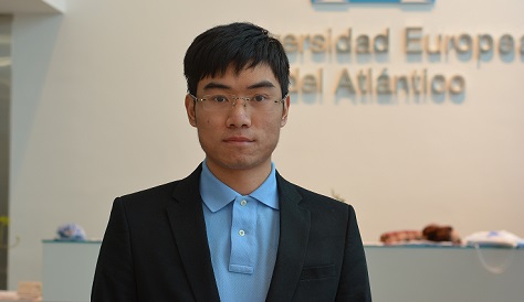Conocemos a Xuehai Liu, el primer estudiante chino que cursa un grado en la Universidad Europea del Atlántico