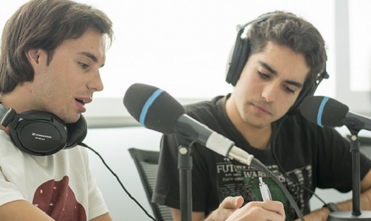 La nueva temporada de UNEATLANTICO Radio reúne ya a setenta estudiantes y una veintena de programas en antena