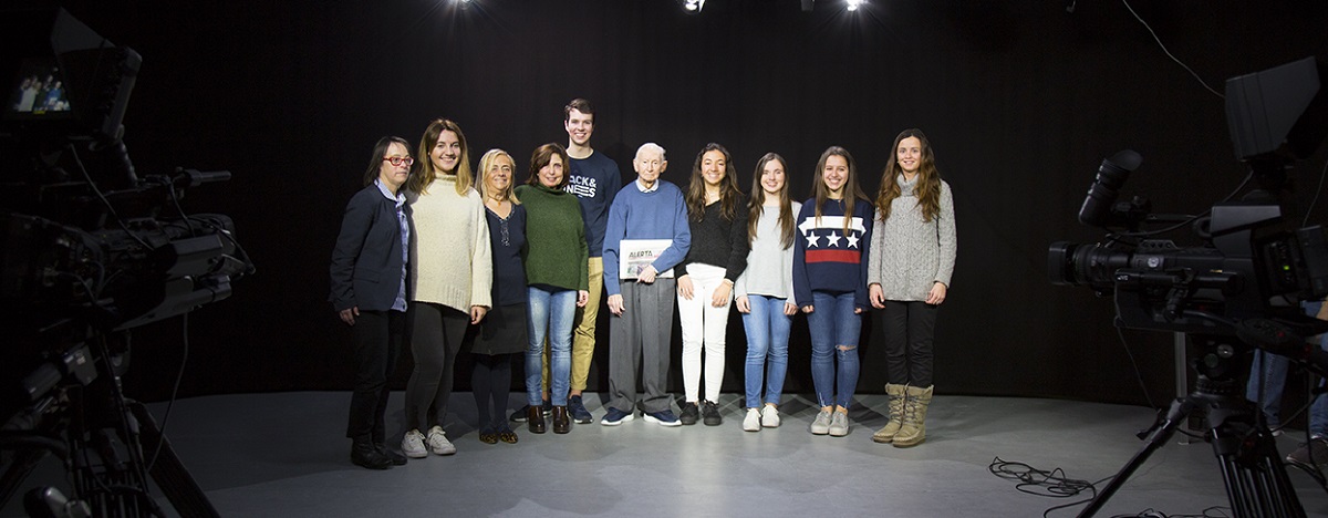 Alumnos de UNEATLANTICO colaboran en la presentación de un proyecto ganador del STARTinnova
