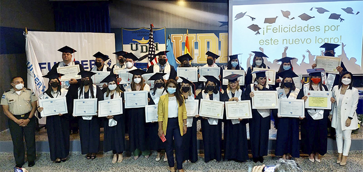 Celebrada la ceremonia de graduación de estudiantes de Honduras que cursaron especializaciones y maestrías becados por FUNIBER