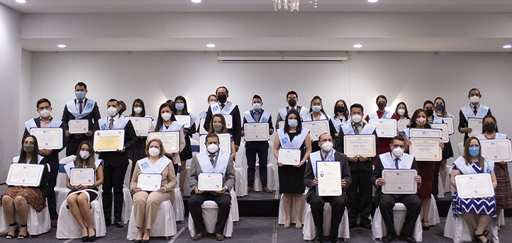 UNEATLANTICO realiza la entrega de títulos a alumnos de Guatemala tras finalizar diferentes maestrías y especializaciones