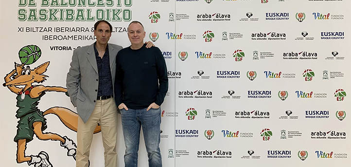 El docente Josep Alemany, acude al XI Congreso Ibérico de Baloncesto con el objetivo de crear sinergias con otras universidades