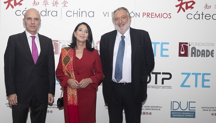 El profesor de UNEATLANTICO Álvaro Durántez asistió la VI edición de la entrega de Premios Cátedra China