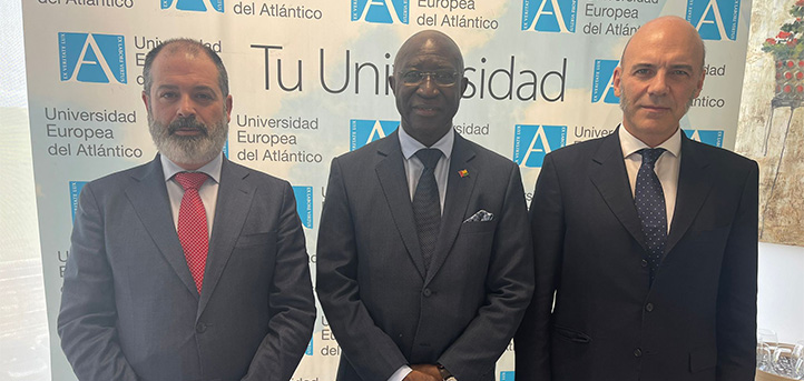 UNEATLANTICO recibe en su campus a Paulo da Silva, antiguo ministro de Educación de Guinea-Bisáu
