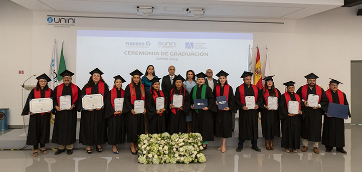 UNEATLANTICO celebra la entrega de diplomas junto a UNINI México en una ceremonia organizada por FUNIBER