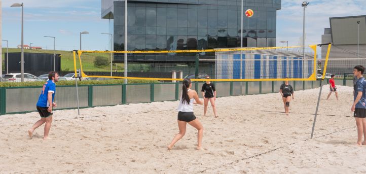 El Servicio de Deportes de UNEATLANTICO organiza el VII torneo de Voleibol playa
