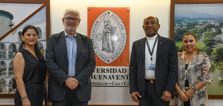 Roberto Ruiz, secretario general de UNEATLANTICO, visita Colombia para fortalecer las alianzas universitarias en el país