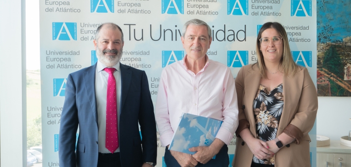 UNEATLANTICO y el Ayuntamiento de Suances firman un convenio de colaboración académica y formación profesional