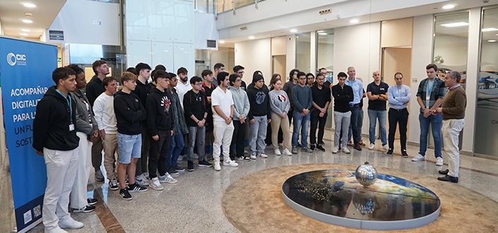 Los alumnos del grado en Ingeniería Informática realizaron una visita guiada a CIC Consulting Informático