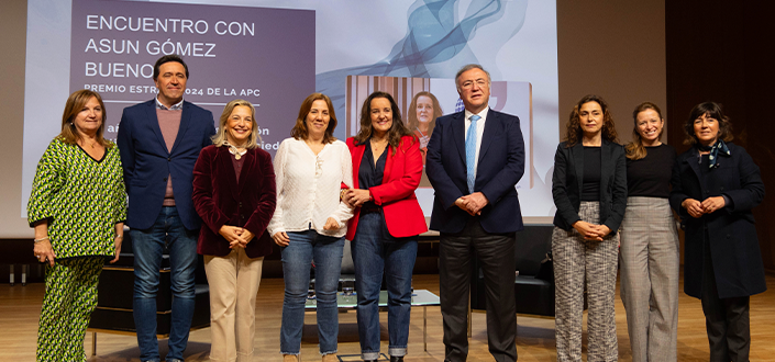 UNEATLANTICO acoge el encuentro de Asun Gómez, premio Estrañí 2024