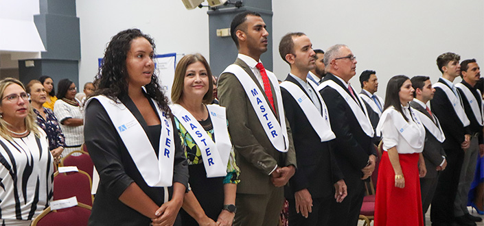 UNEATLANTICO organiza una ceremonia de entrega de títulos en Panamá