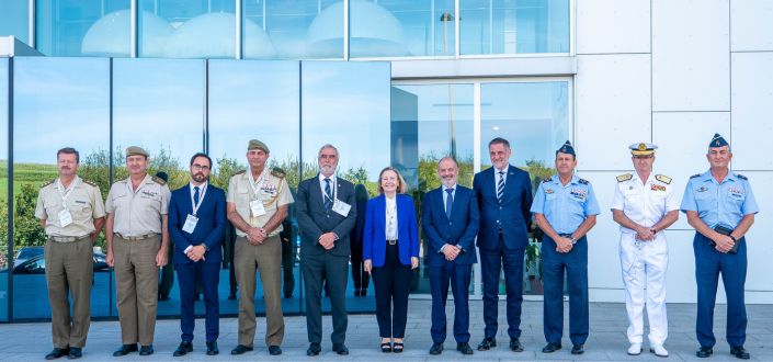 XVII Seminario Espacial en UNEATLANTICO: Los satélites como un elemento clave para la defensa y las aplicaciones  gubernamentales