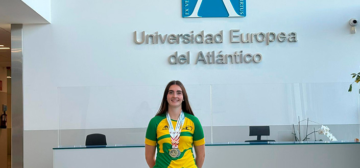 La estudiante de UNEATLANTICO Andrea Montes Oñate gana dos medallas de oro y una plata en el Campeonato de España de Barco Dragón