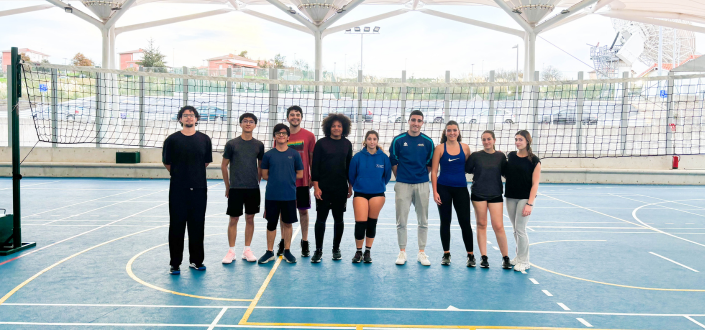 El Servicio de Deportes de UNEATLANTICO organiza un taller de voleibol