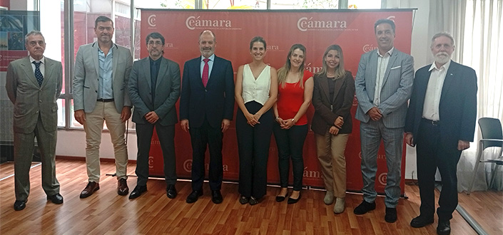 Rubén Calderón, rector de UNEATLANTICO, participa en un evento de la Cámara Española de Comercio en Argentina