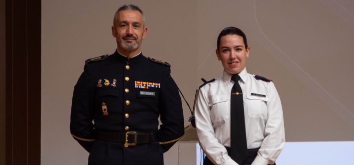 UNEATLANTICO acoge una charla informativa sobre las Fuerzas Armadas en Ferrol