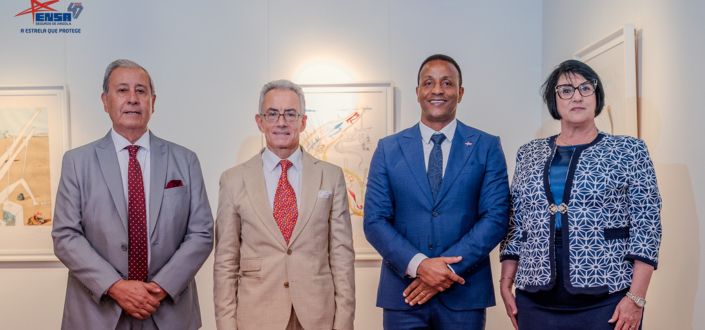 La exposición «La Conquista del Cosmos» de Salvador Dalí cierra su gira por Angola con una última exposición en Luanda, promovida por la Obra Cultural de UNEATLANTICO