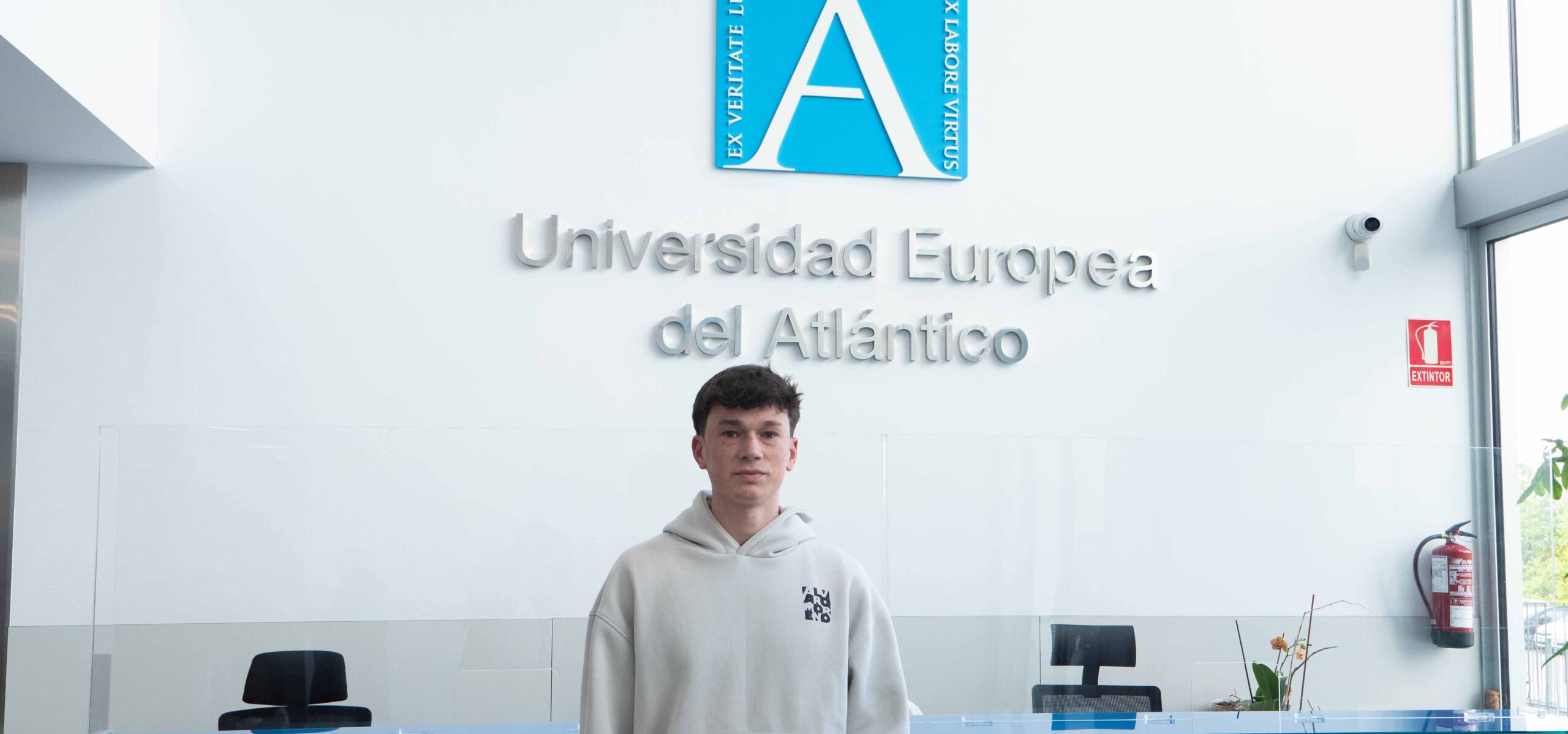 Óscar Crespo, alumno de UNEATLANTICO, se proclama campeón de España sub20 de atletismo