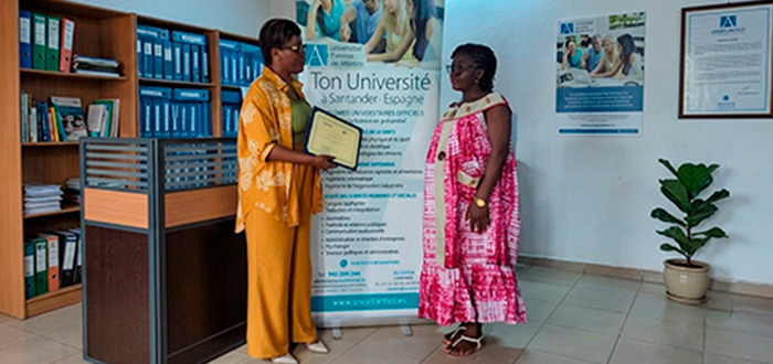 Una médica de Camerún recibe una beca para estudiar un posgrado online de UNEATLANTICO en el marco del Programa Learn África