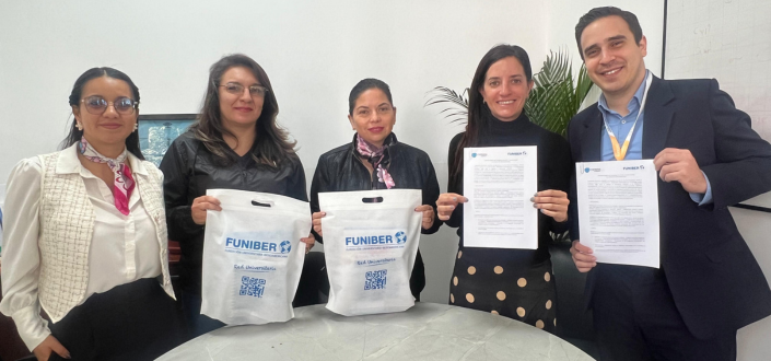 UNEATLANTICO y FUNIBER suscriben un convenio de colaboración con la Fundación Educativa Comuna para fortalecer la proyección académica internacional